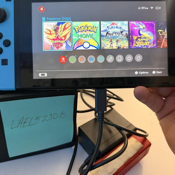 Nintendo Switch - 32 GB, Red & Blue