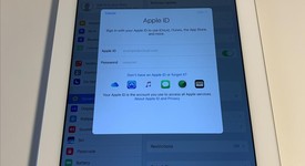 Good
													Apple iPad 4 - Unlocked, White, 16 GB, photo 2 of 7