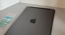 Good
													Apple iPad 9th Gen - Unlocked, Gray, 64 GB, A2603, photo 5 of 6