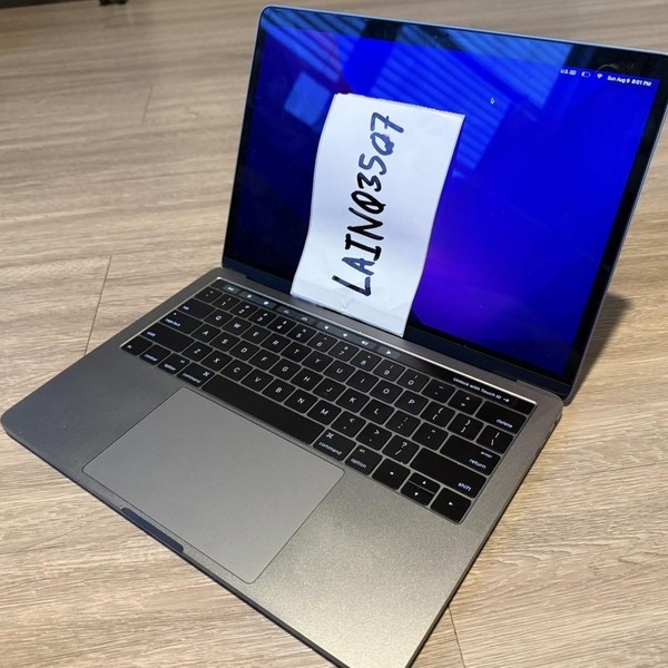 MacBook Pro 2016 (With Touch Bar) - 13 inch - 256 GB, Gray, 8 GB