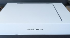 New
													MacBook Air 2025 (M4) - 13" - Apple M4, Midnight, 256 GB, 16 GB, photo 4 of 6