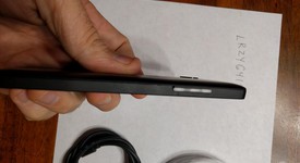 Good
													Google Nexus 5 - Unlocked, Black, 16 GB, photo 3 of 7