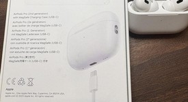 Used
													Apple AirPods Pro 2 - USB-C, photo 4 of 5