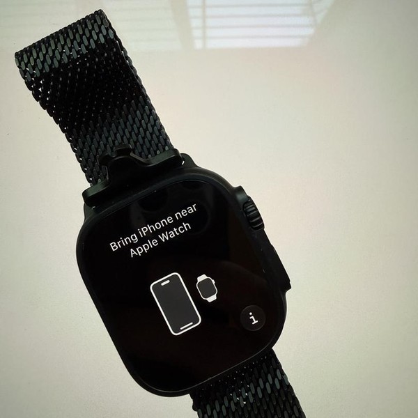 Apple Watch Ultra 3 49mm - Unlocked, Black, A3281