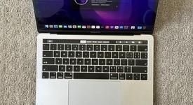 Good
													MacBook Pro 2018 (With Touch Bar) - 13" - I7, Gray, 512 GB, 16 GB, photo 2 of 9