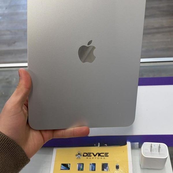 Apple iPad 11th Gen - Wi-Fi, 128 GB, Silver, A3354