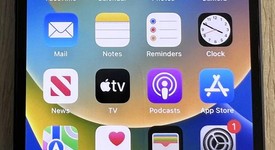 Good
													Apple iPhone 13 - Verizon, Midnight, 128 GB, A2482, photo 1 of 7