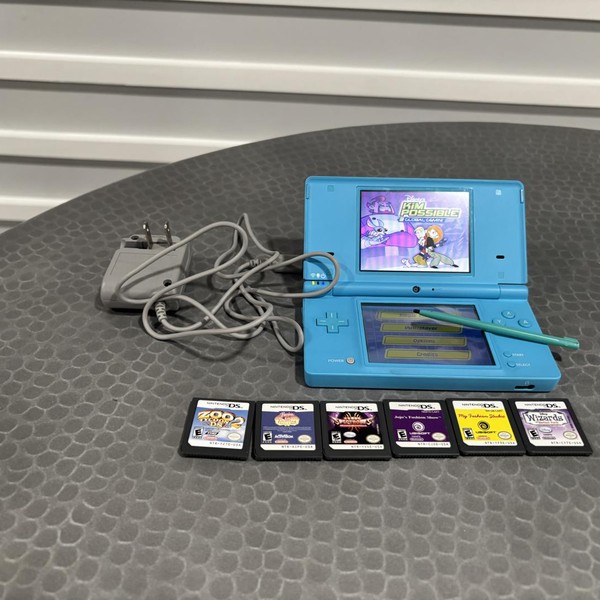 Nintendo DSi - Blue
