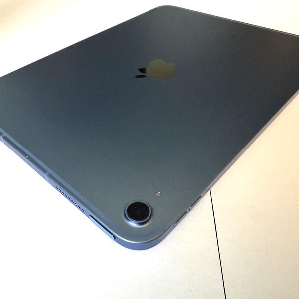 Apple iPad (11th Gen) - Unlocked, 256 GB, Blue, A3355