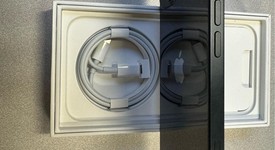 Mint
													Apple iPhone 13 - Unlocked, Midnight, 128 GB, A2482, photo 4 of 5