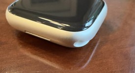 Good
													Apple Watch Series 8 41mm - Unlocked, Silver, A2772 - Cellular, Aluminum, photo 3 of 9