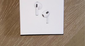 Used
													Apple AirPods 3rd Gen - MagSafe Case, photo 5 of 10