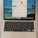 Good MacBook Air 2022 (M2) - 13 inch - 256 GB, Starlight, 8 GB, Apple M2