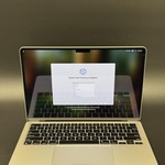 Mint MacBook Air 2022 (M2) - 13 inch - 512 GB, Silver, 8 GB, Apple M2