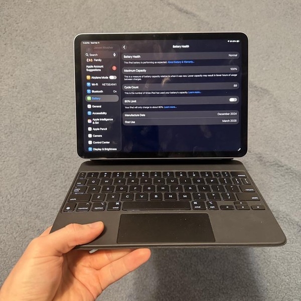 Apple iPad Air 11 inch (M2) 2024 - Wi-Fi, 128 GB, Purple, A2902