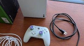 Good
													Xbox Series X (2020) - Robot White, 1 TB, All-Digital, photo 1 of 8