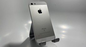Good
													Apple iPhone SE 1st Gen 2016 - Unlocked, Silver, 16 GB, A1662, photo 2 of 8