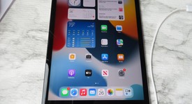 Good
													Apple iPad 9th Gen - Unlocked, Gray, 64 GB, A2603, photo 1 of 4