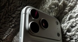 Mint
													Apple iPhone 17 Pro Max - Unlocked, Silver, 256 GB, A3257, photo 3 of 9