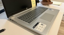 Mint
													HP Laptop, photo 3 of 12