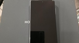 Good
													Honor Magic V3 - Unlocked Non-US, Black, 512 GB, 12 GB, photo 1 of 9