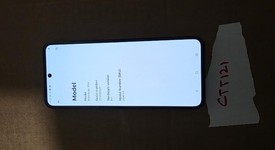 Good
													Motorola Razr (2024) - Unlocked, Gray, 256 GB, 8 GB, photo 5 of 8