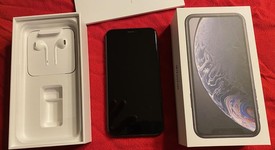 Good
													Apple iPhone Xr - Unlocked, Black, 128 GB, A1984, photo 3 of 4