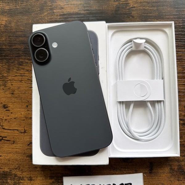 Apple iPhone 17 - AT&T, 256 GB, Black, A3258
