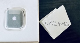 Mint
													Apple Watch Series 5 40mm - Unlocked, White, A2094 Cellular, Ceramic, photo 2 of 6