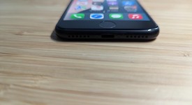 Good
													Apple iPhone SE 3rd Gen 2022 - Unlocked, Midnight, 128 GB, A2595, photo 3 of 13