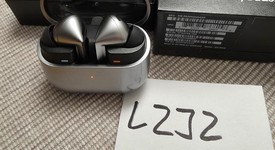 Used
													Samsung Galaxy Buds3 Pro - Silver, photo 5 of 6