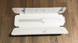 Fair
													Apple Watch Series 7 45mm - Unlocked, Starlight, A2477 - Cellular, Aluminum, photo 2 of 10