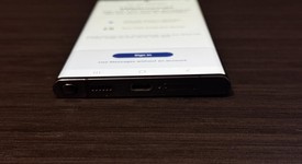 Good
													Samsung Galaxy S22 Ultra - Verizon, Black, 256 GB, 12 GB, SM-S908U, photo 2 of 7