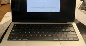Mint
													MacBook Pro Late 2023 (M3) - 14" - Apple M3, Silver, 512 GB, 8 GB, 10-core GPU, photo 4 of 12