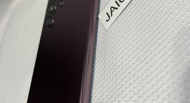 Mint
													Samsung Galaxy S22 Ultra - Unlocked Non-US, Burgundy, 512 GB, 12 GB, SM-S9080, photo 2 of 7