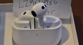 Used
													Samsung Galaxy Buds3 - White, photo 4 of 14