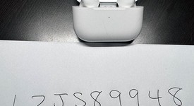 Used
													Apple AirPods Pro 2nd Gen - USB-C, photo 1 of 8