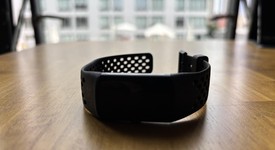 Good
													Fitbit Charge 6 - Black, photo 1 of 9
