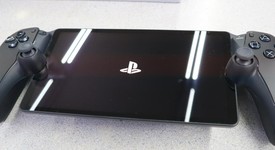 Mint
													PlayStation Portal Remote Player - Midnight, photo 3 of 10