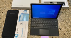 Good
													Microsoft Surface Pro 4 - 12.3 Inch - Wi-Fi, Silver, 256 GB, 8 GB, photo 1 of 8