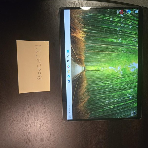 Microsoft Surface Pro 9 - Wi-Fi, 256 GB, Forest, 16 GB, Intel Core i7, Wi-Fi