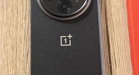 Mint
													OnePlus Open - Unlocked, Black, 512 GB, 16 GB, photo 4 of 12