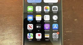 Good
													Apple iPhone 14 Pro - Unlocked, Gold, 128 GB, A2650, photo 2 of 21