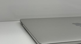 Good
													MacBook Pro 2017 (With Touch Bar) - 13" - I5, Silver, 512 GB, 16 GB, photo 5 of 7