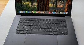 Good
													MacBook Pro Late 2023 (M3) - 16" - Apple M3 Pro 12-core, Black, 1 TB, 36 GB, 18-core GPU, photo 1 of 7