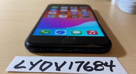 Fair
													Apple iPhone SE 2nd Gen 2020 - Unlocked, Black, 64 GB, A2275, photo 5 of 8
