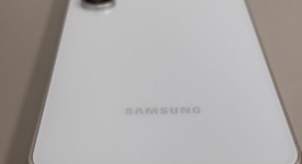 Good
													Samsung Galaxy S24 FE - Unlocked, Blue, 256 GB, SM-S721U1, photo 2 of 9