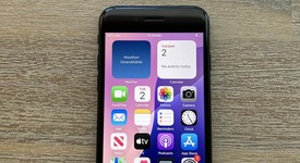 Mint
													Apple iPhone SE 3rd Gen 2022 - Unlocked, Midnight, 128 GB, A2595, photo 2 of 9