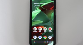Mint
													Google Pixel 9 - Unlocked, Wintergreen, 128 GB, 12 GB, G2YBB, photo 3 of 20