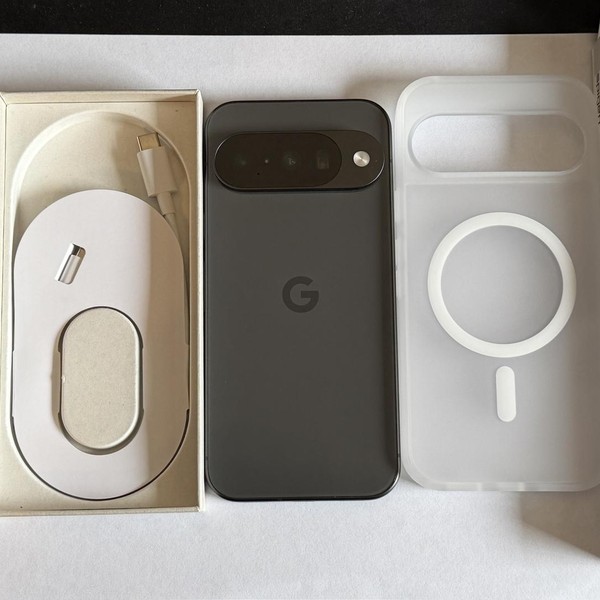 Google Pixel 10 - Unlocked, 128 GB, Obsidian, GLBW0